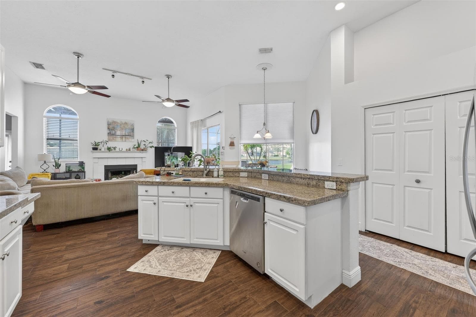 Single Family Residence at 4552 LAKE CALABAY DR, ORLANDO, photo 24 of 82