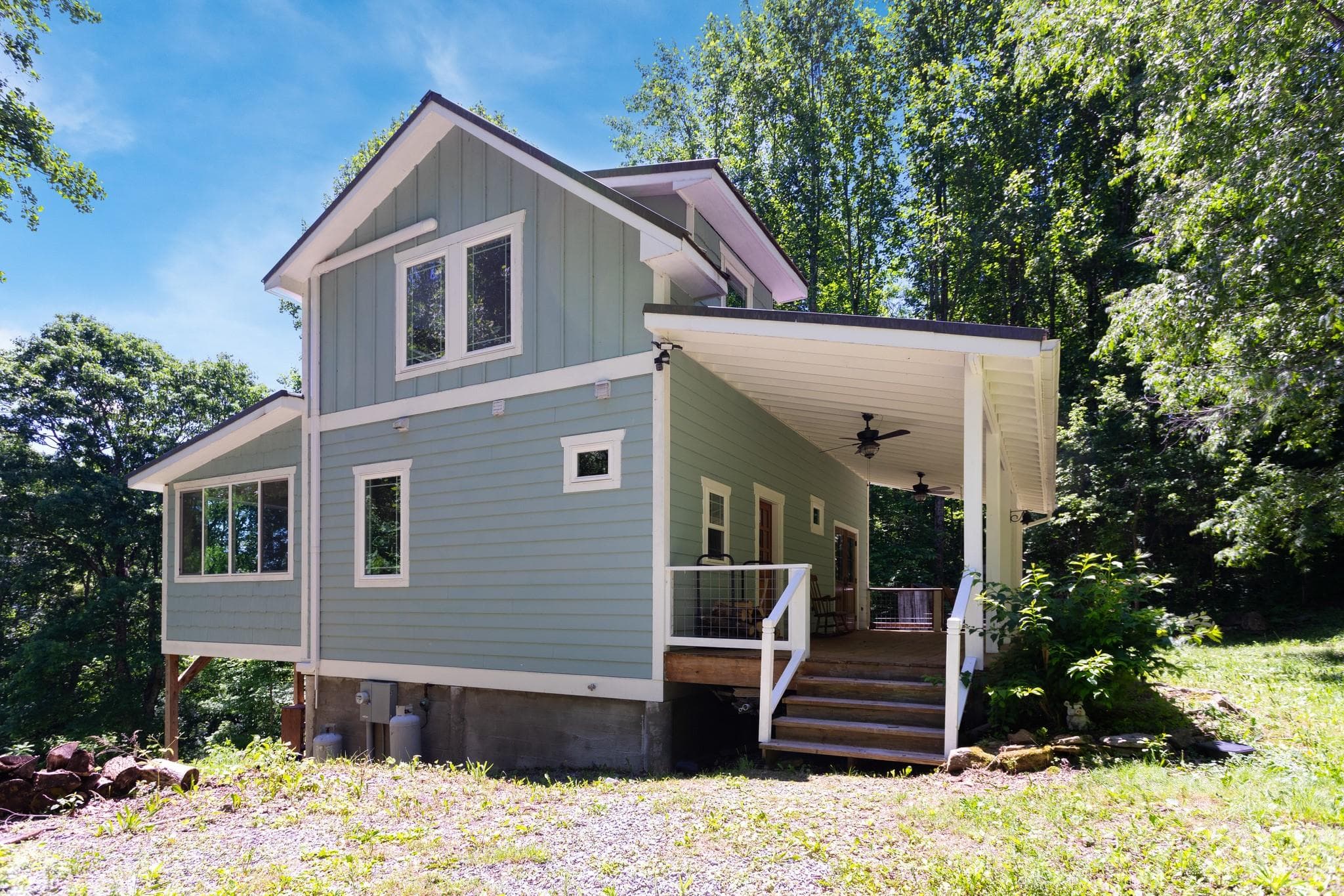 Single Family Residence at Waynesville, photo 3 of 28