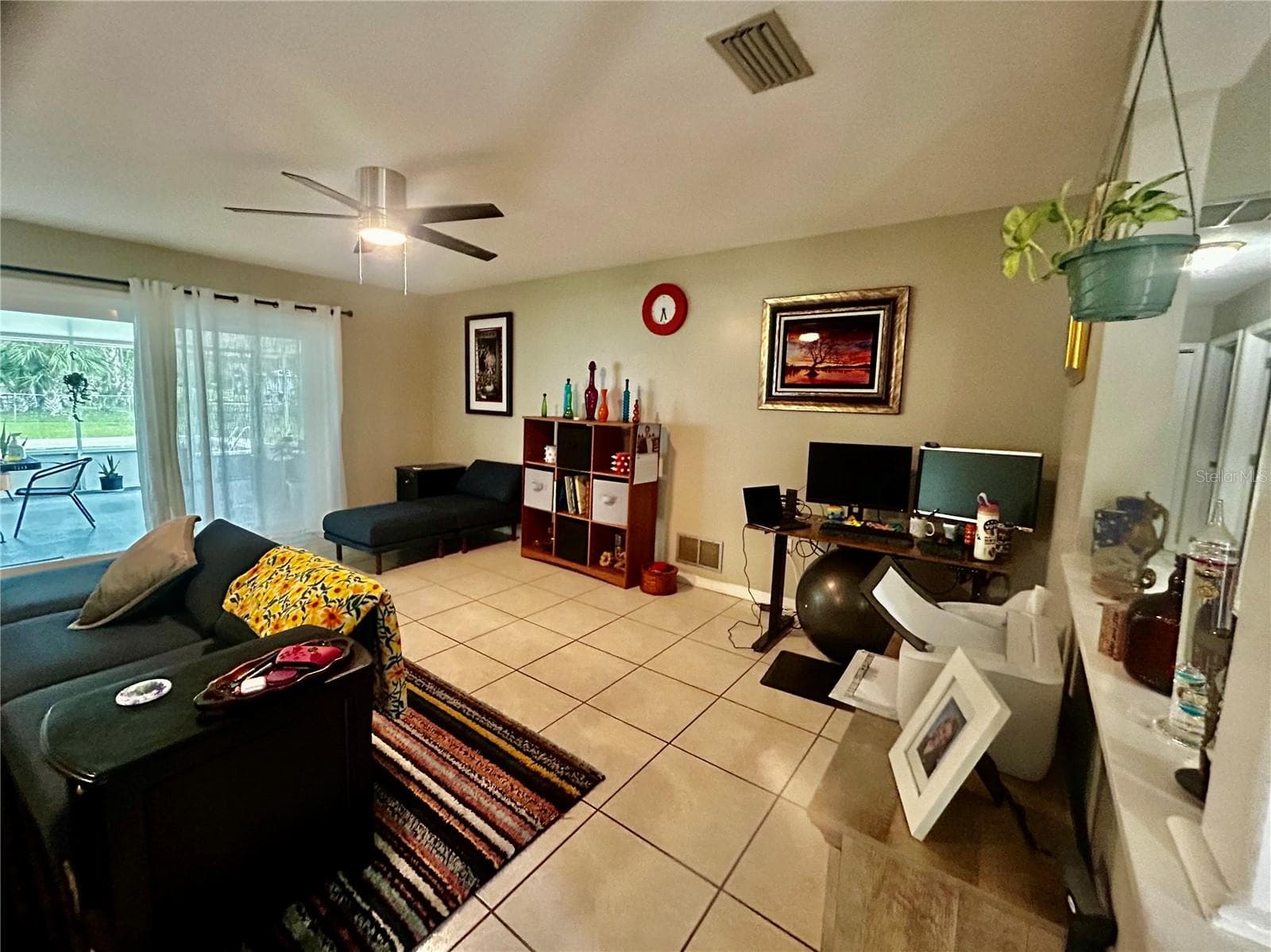 large family room - 2950 N SHELL RD, DELAND