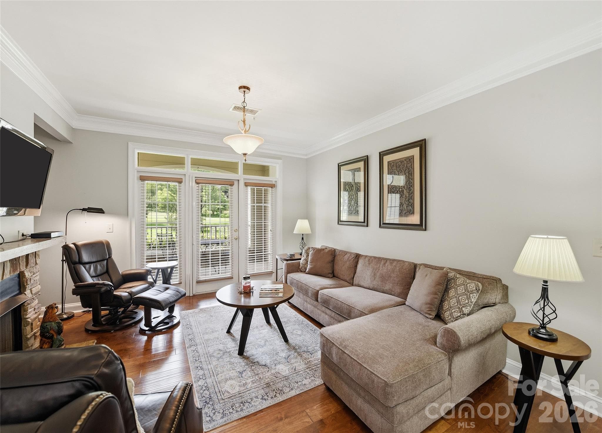 Living Area - Maggie Valley