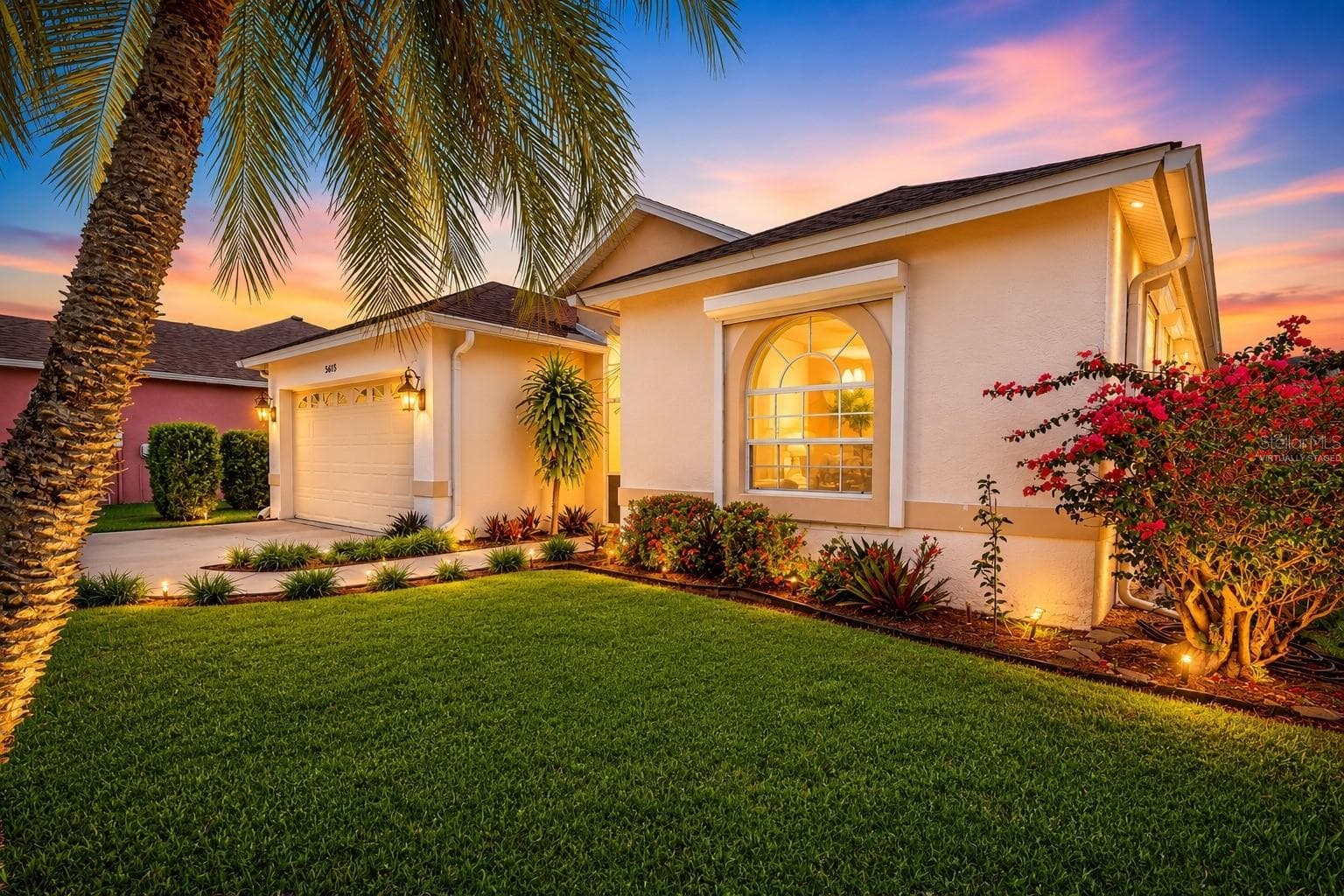 Virtually staged - 5425 MATTHEW CT, SARASOTA