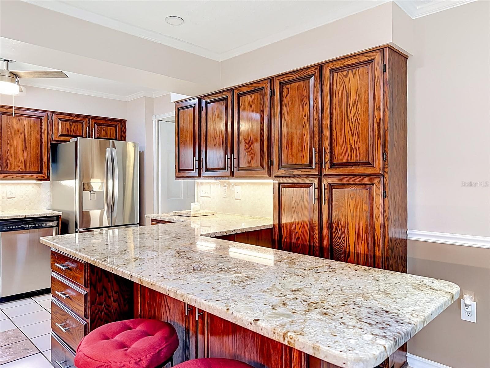 Single Family Residence at 5020 THE OAKS CIR, ORLANDO, photo 18 of 53