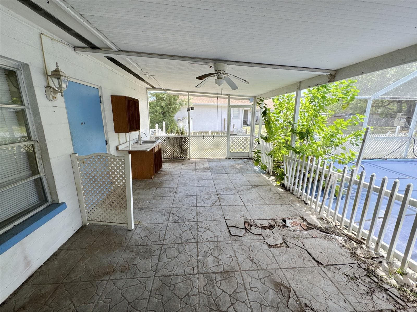 Single Family Residence at 4103 BRAZILNUT AVE, SARASOTA, photo 13 of 16