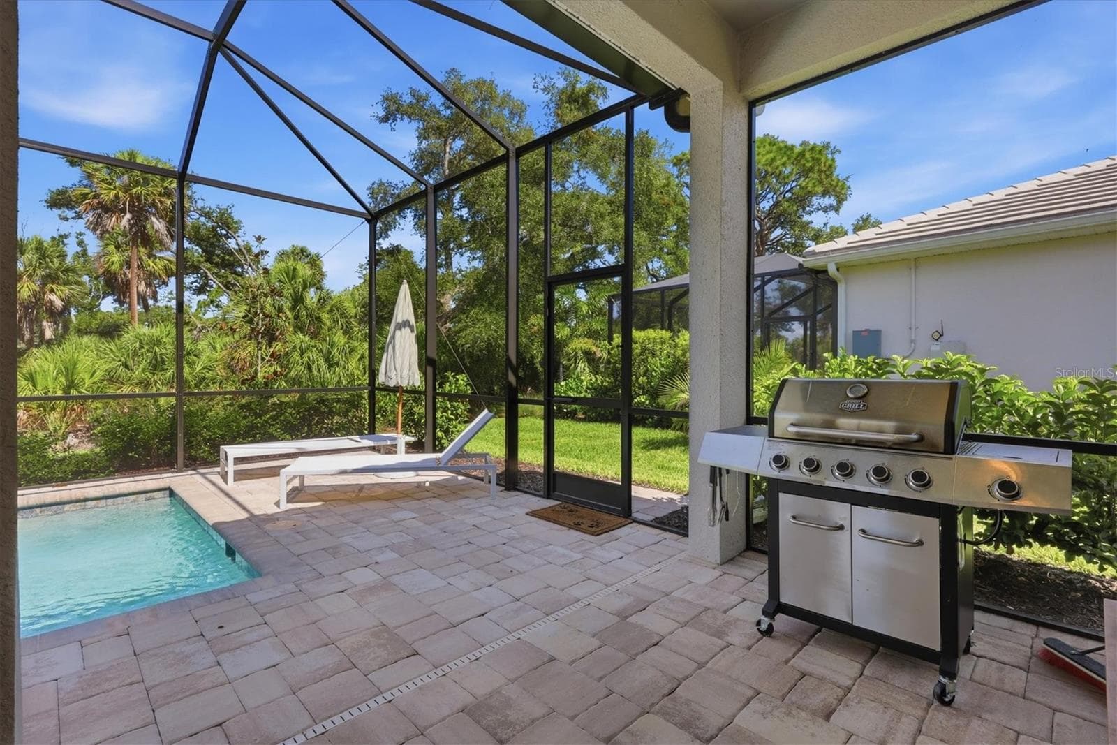 BBQ area - 29248 CORAL HARBOUR DR, ENGLEWOOD
