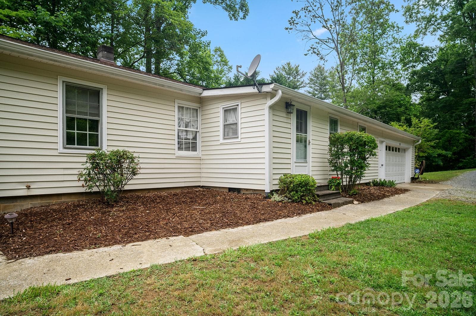 Single Family Residence at 825 Gallimore Road, Flat Rock, photo 12 of 41
