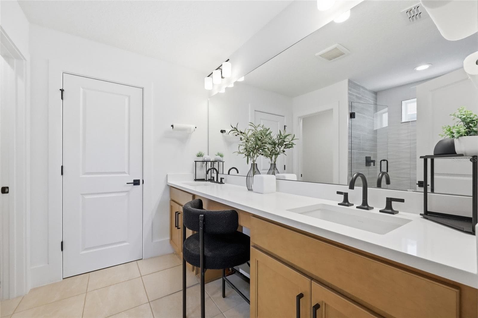 Primary ensuite - 1663 CROWNCREST DR, APOPKA