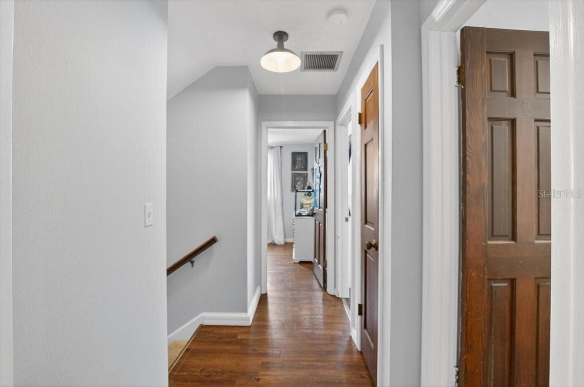 Single Family Residence at 115 W BRENTRIDGE DR, BRANDON, photo 23 of 56