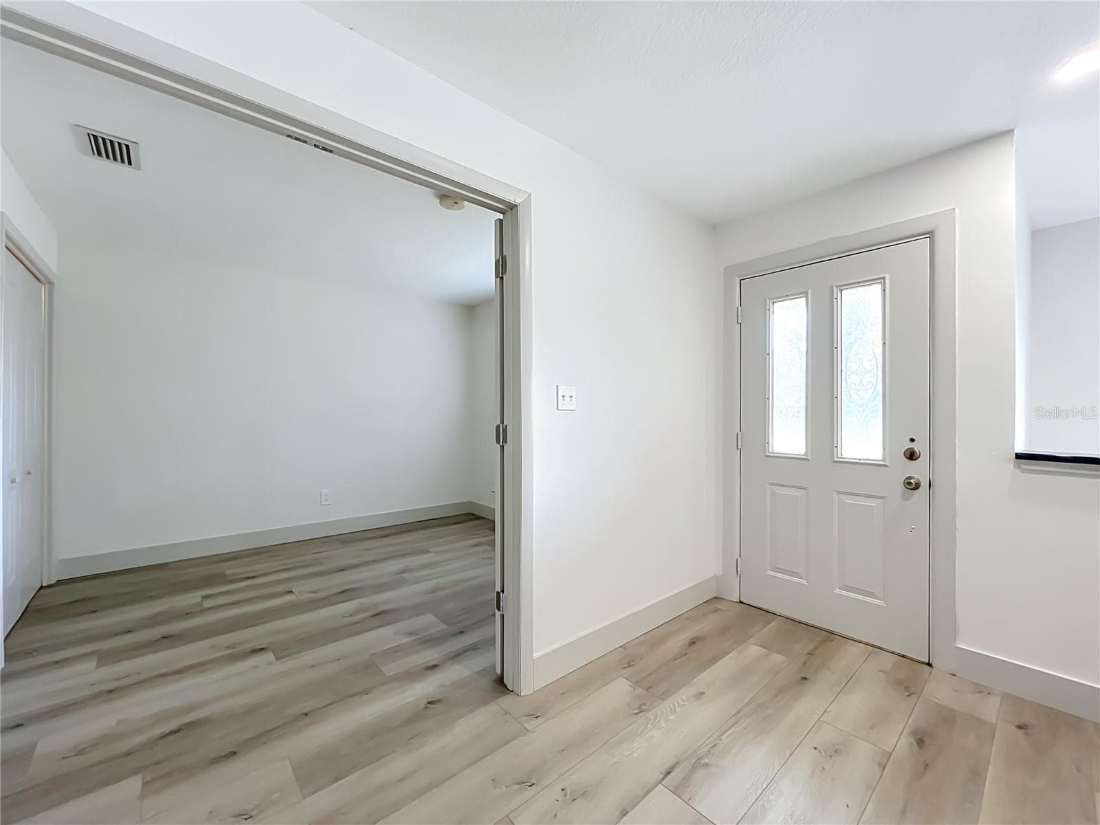 Single Family Residence at 644 VISCAYA AVE, ORLANDO, photo 5 of 51