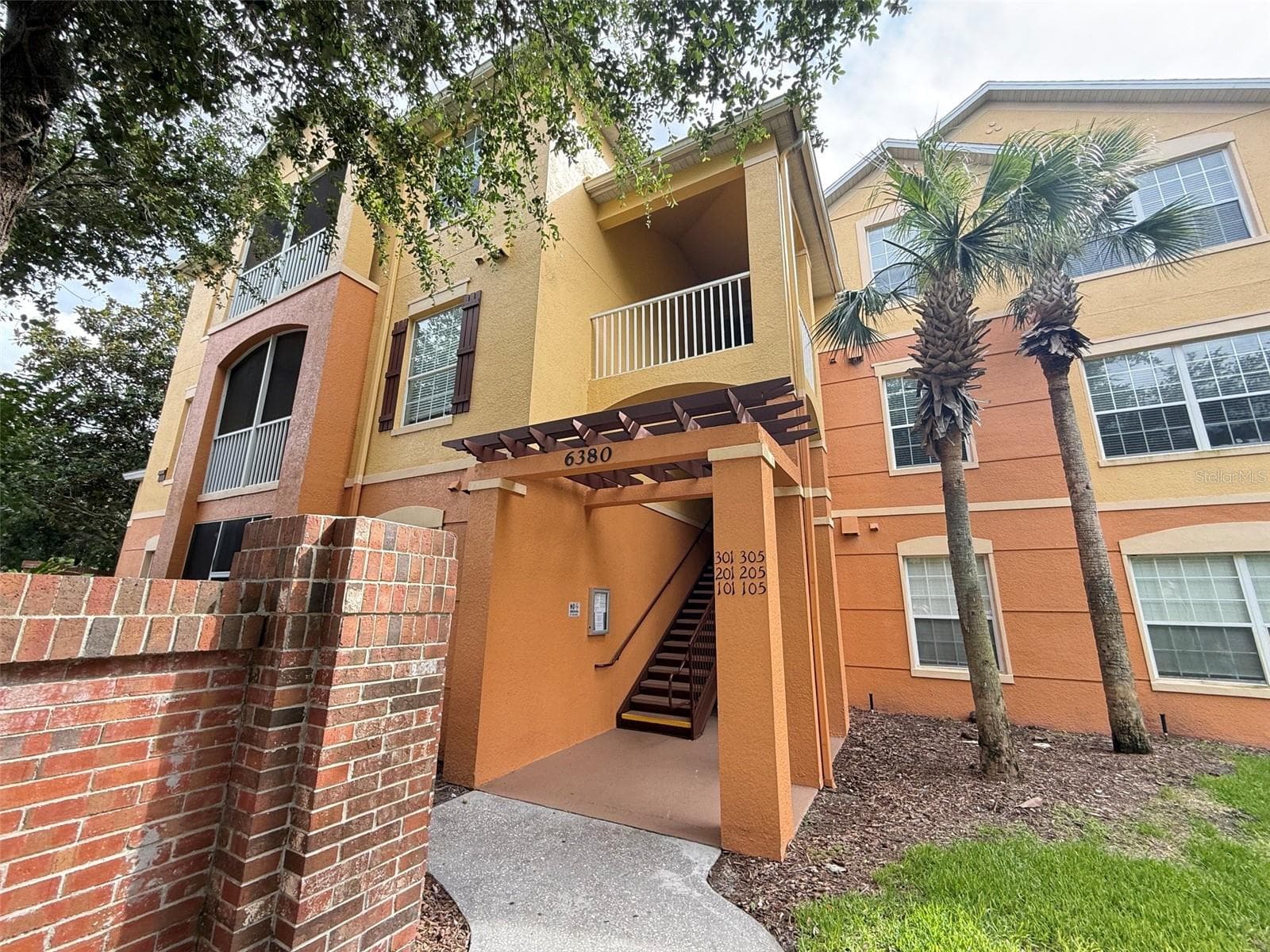 6380 CONTESSA DR #303