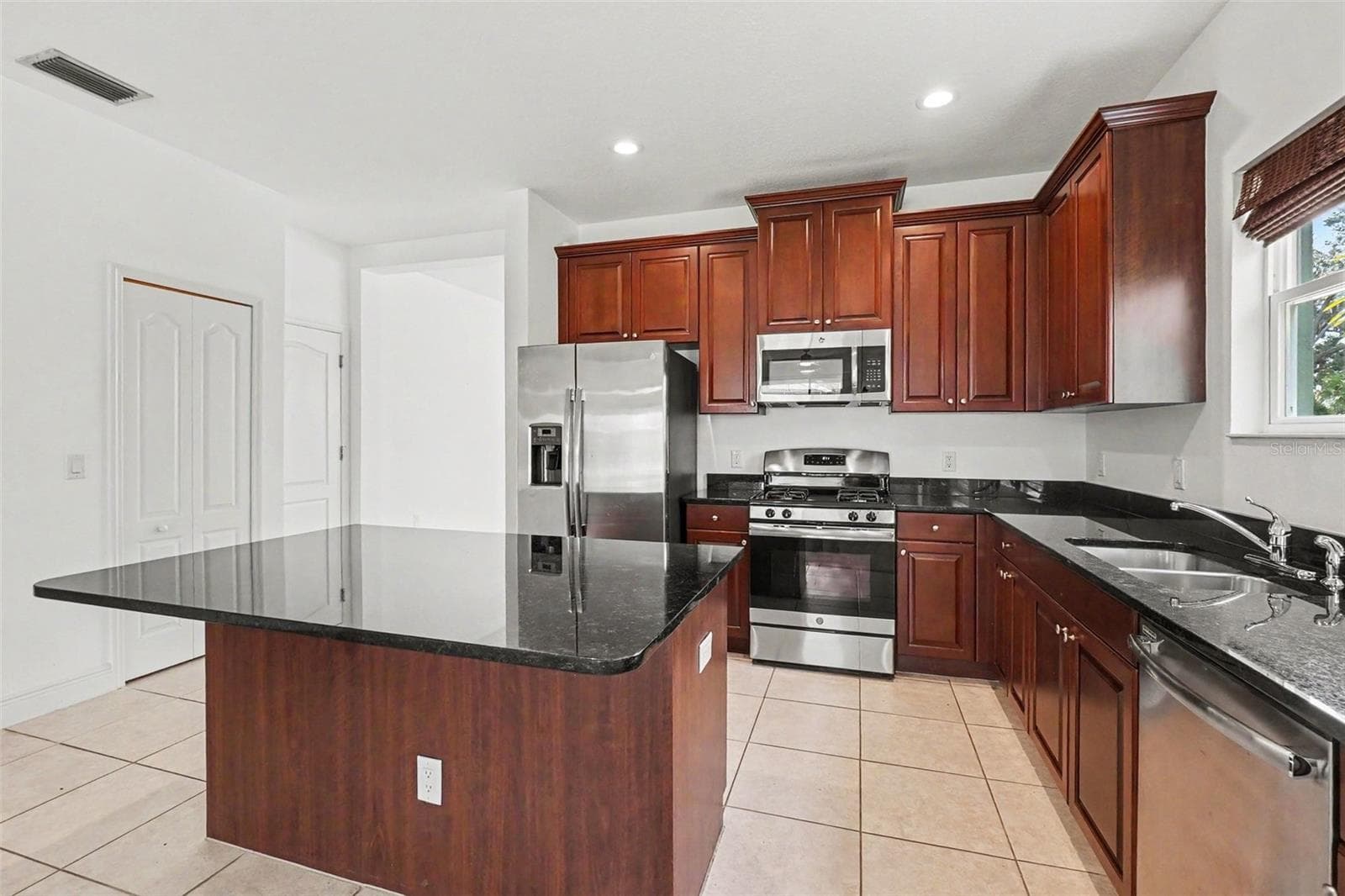 Single Family Residence at 4107 PINE MEADOW DR, PARRISH, photo 11 of 31