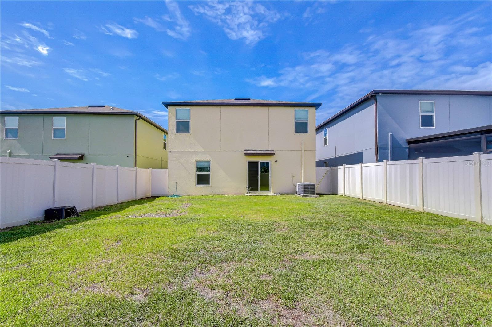 Single Family Residence at 17917 CLOUDLESS BLISS DR, LUTZ, photo 23 of 24