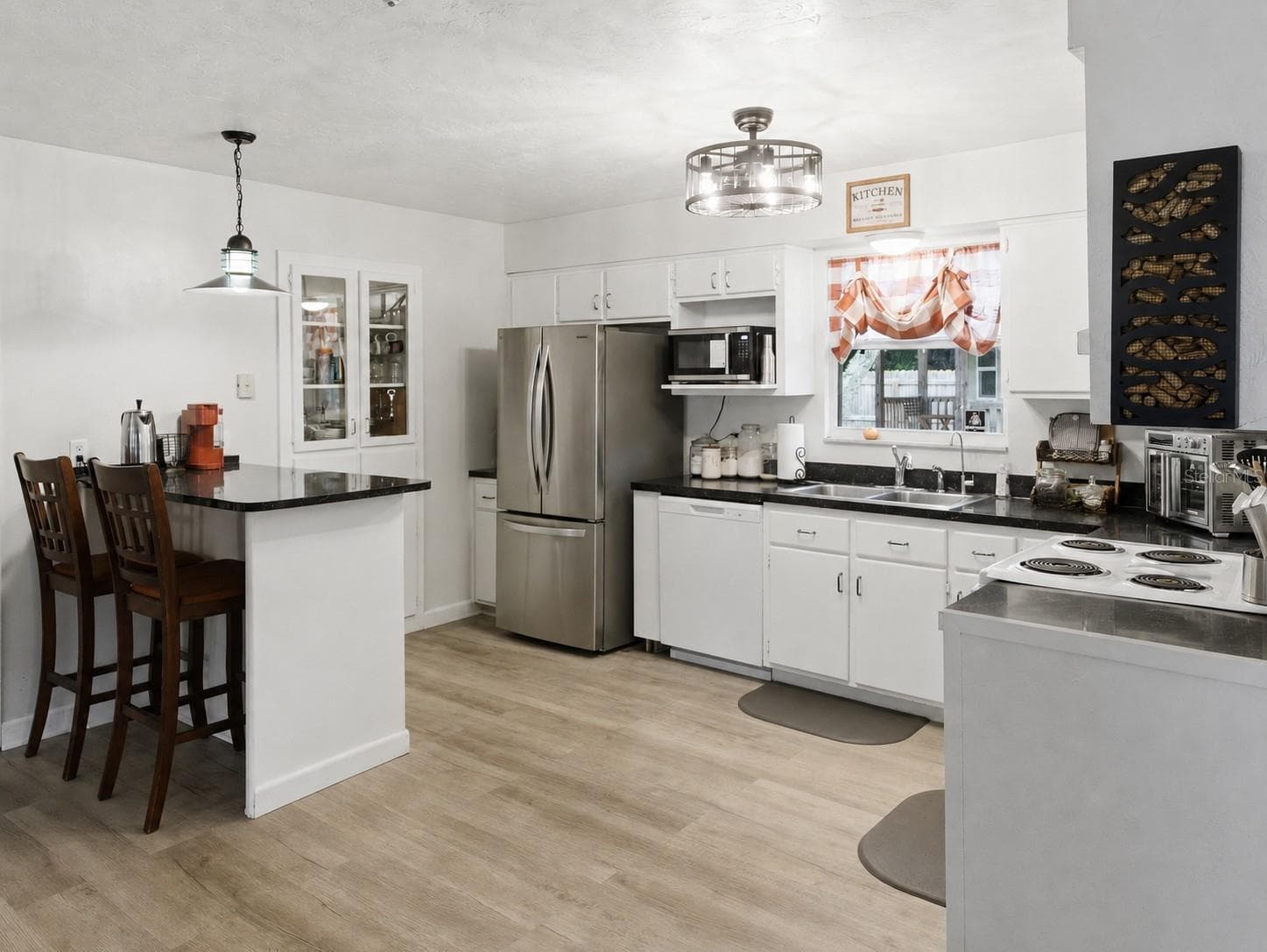 Single Family Residence at 334 7TH WAY, INTERLACHEN, photo 12 of 37