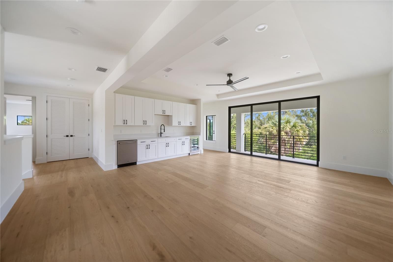 Single Family Residence at 626 BUTTONWOOD DR, LONGBOAT KEY, photo 49 of 91