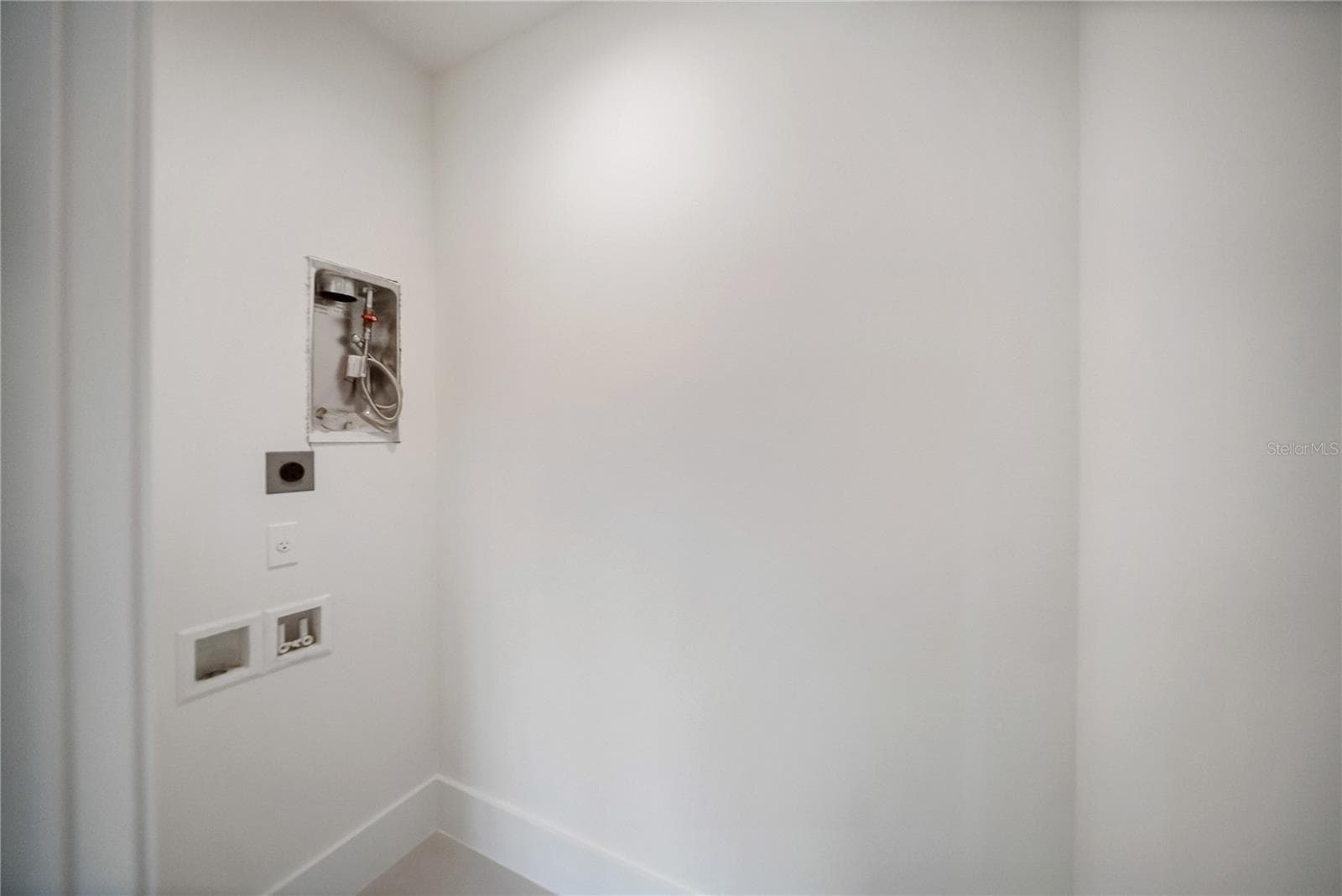Single Family Residence at 626 BUTTONWOOD DR, LONGBOAT KEY, photo 55 of 91