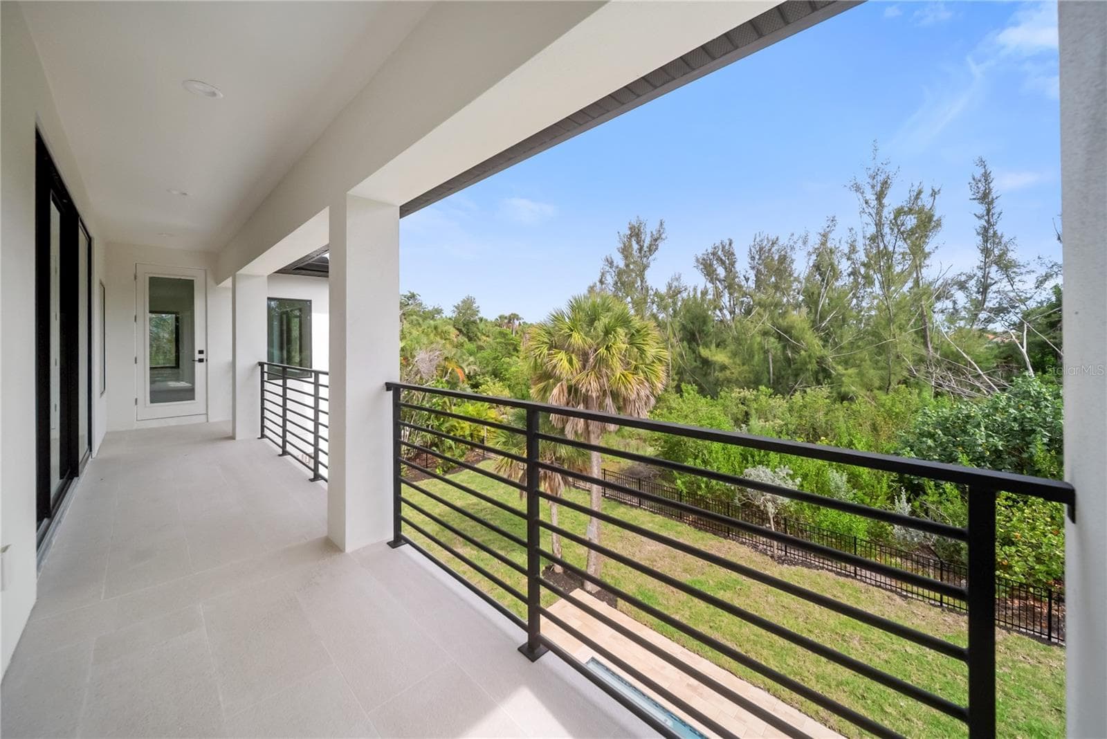 Single Family Residence at 626 BUTTONWOOD DR, LONGBOAT KEY, photo 61 of 91