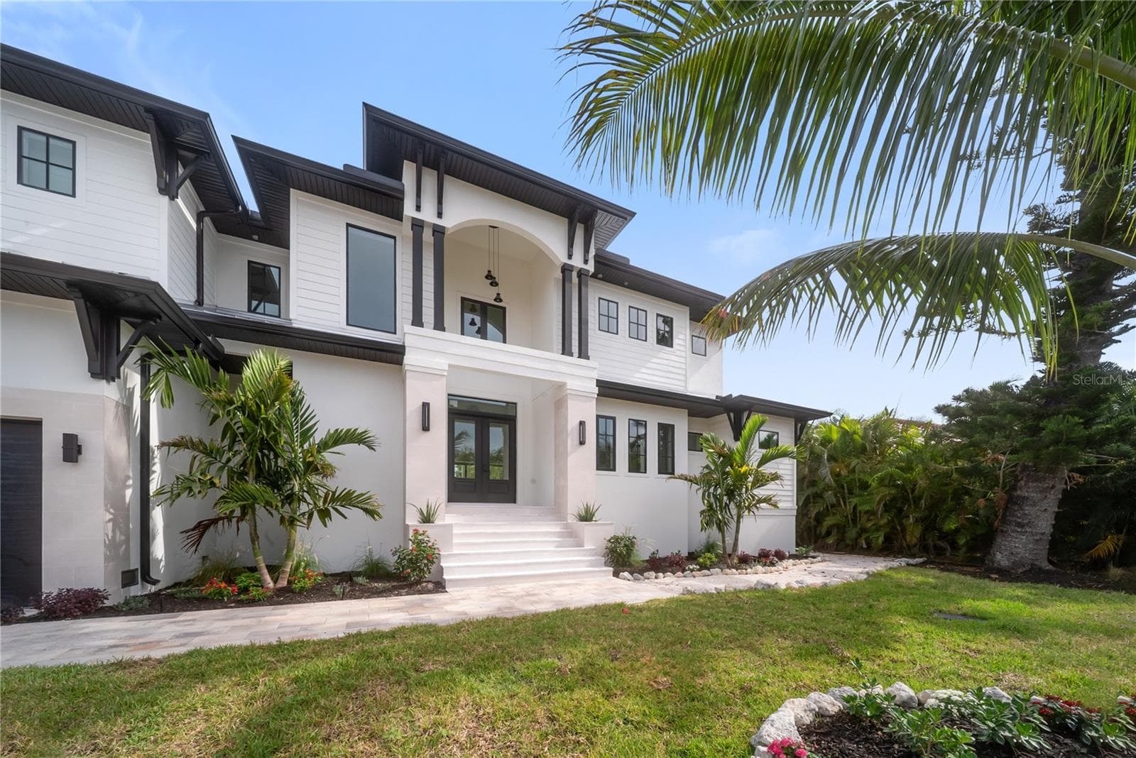 Single Family Residence at 626 BUTTONWOOD DR, LONGBOAT KEY, photo 81 of 91