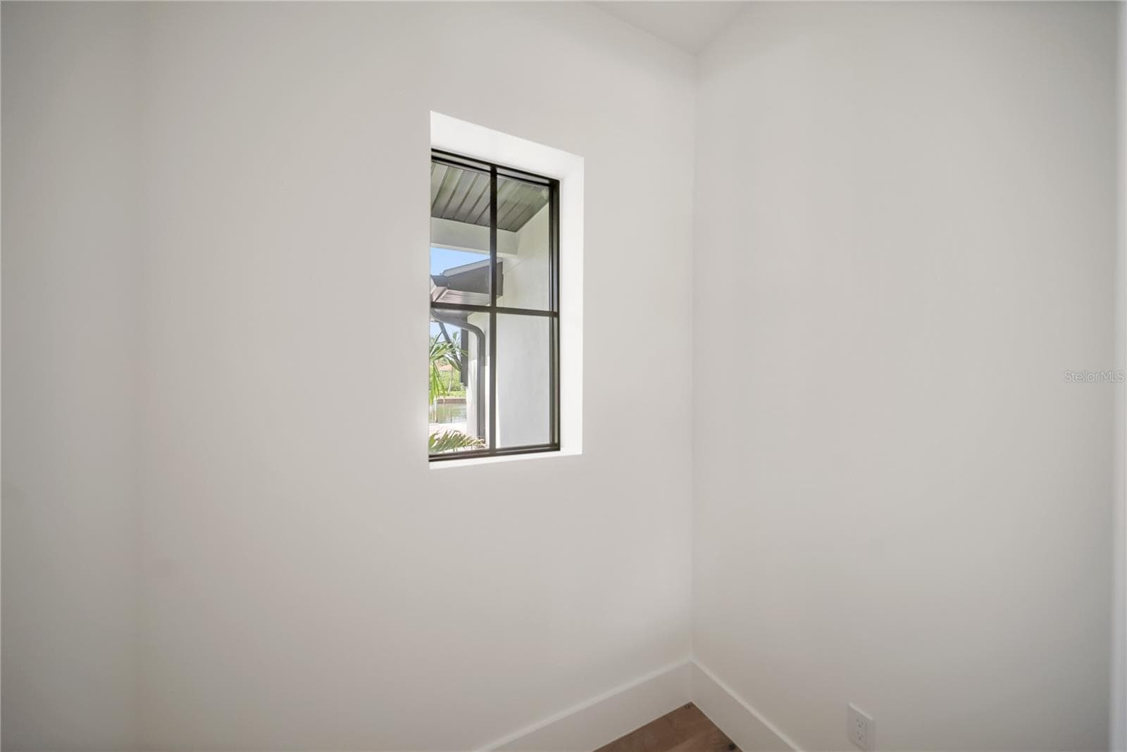Single Family Residence at 626 BUTTONWOOD DR, LONGBOAT KEY, photo 88 of 91