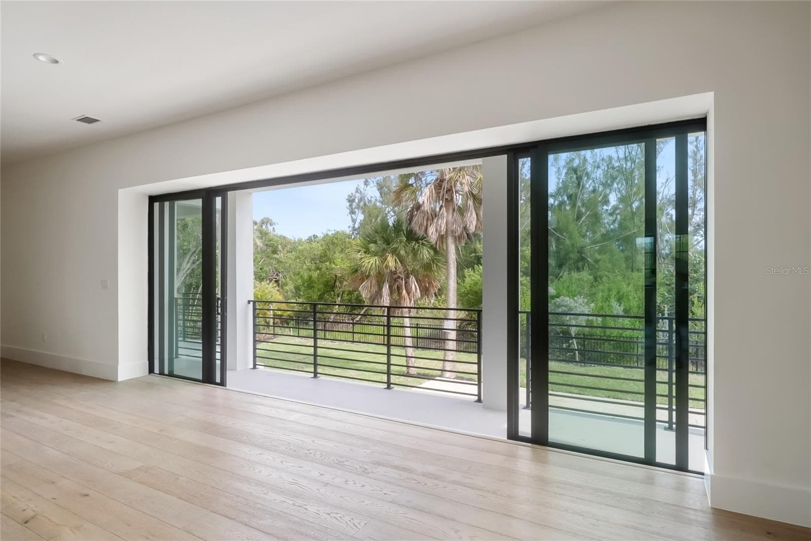 Single Family Residence at 626 BUTTONWOOD DR, LONGBOAT KEY, photo 89 of 91