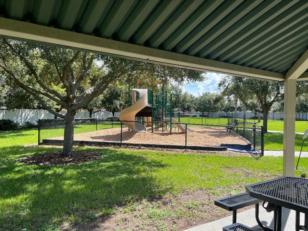 Single Family Residence at 7514 FOREST MERE DR, RIVERVIEW, photo 50 of 55