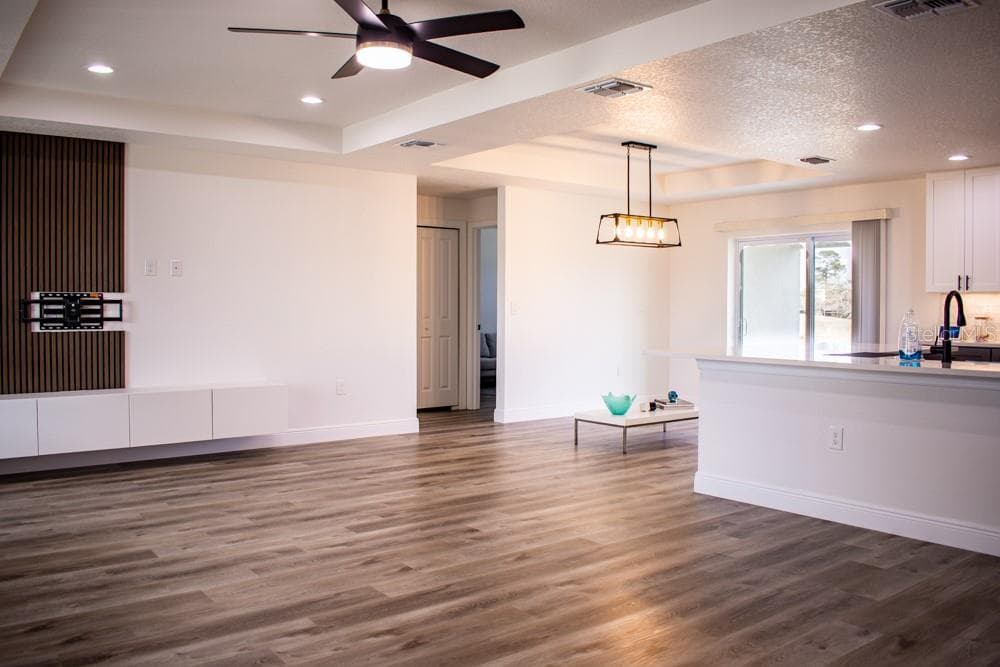 Single Family Residence at 5104 KIRKWOOD AVE, SPRING HILL, photo 4 of 26