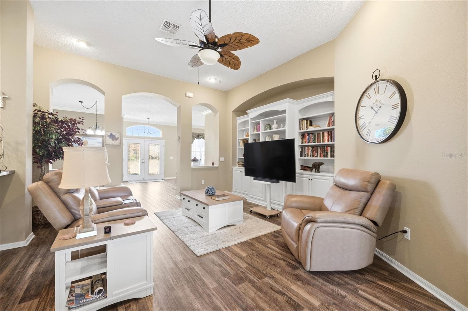 Family Room - 11407 LEEDS DR, SPRING HILL