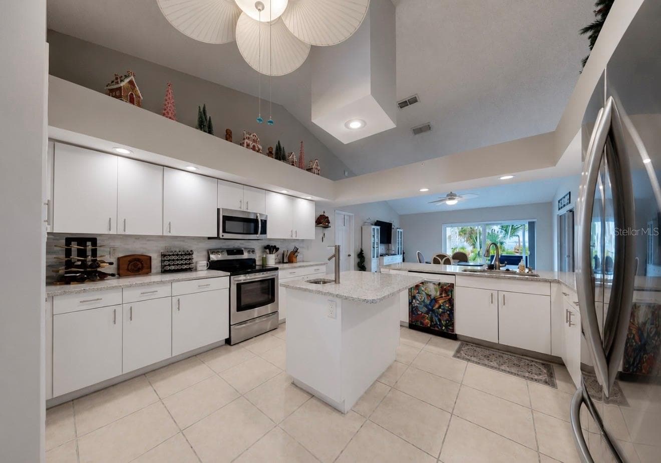 Single Family Residence at 2027 NEW BEDFORD DR, SUN CITY CENTER, photo 23 of 51