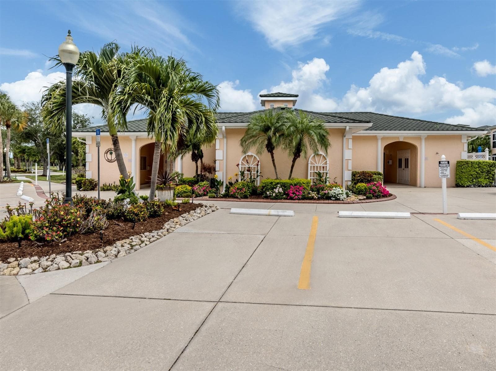 Clubhouse - 1505 GONDOLA PARK DR #1505, VENICE