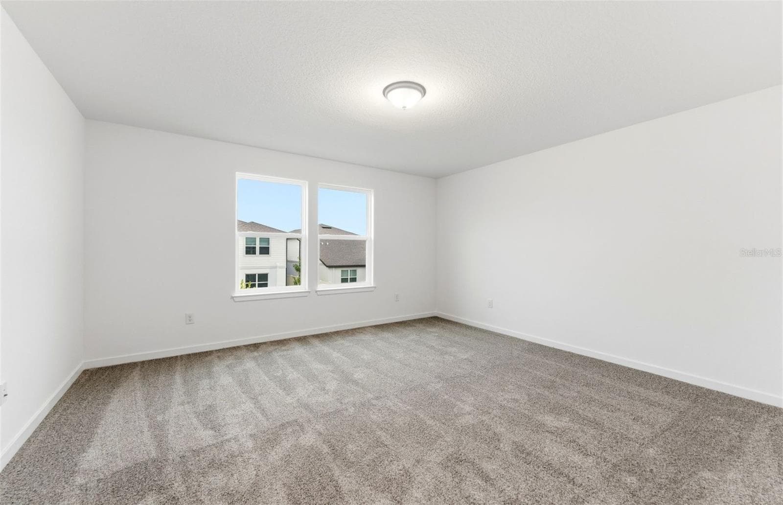 Owner's Suite - 33426 BARNEBROOK DR, WESLEY CHAPEL