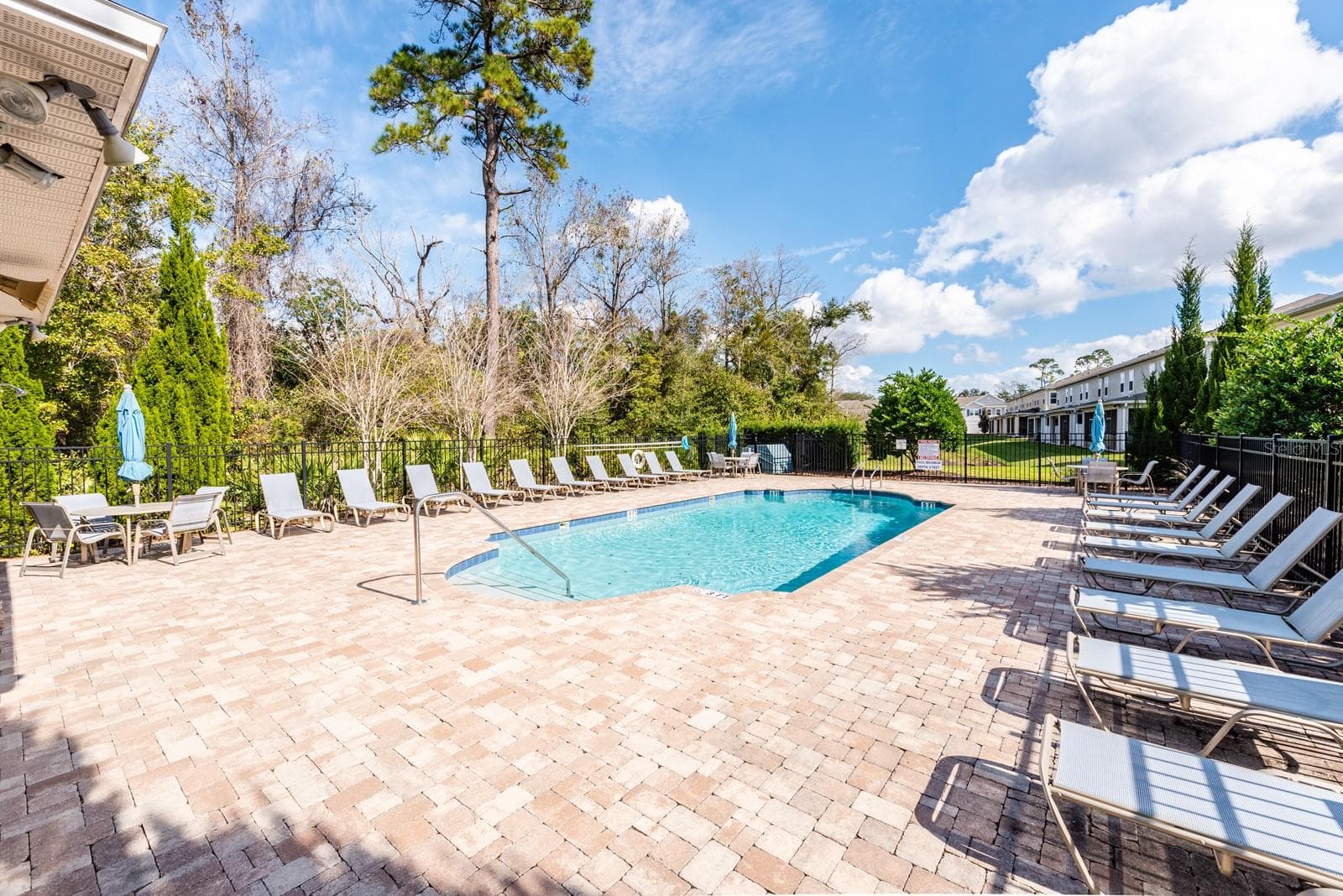 Community Pool. - 198 MITCHELL CREEK WAY, OVIEDO