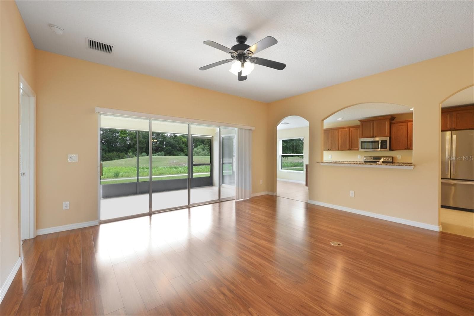 Single Family Residence at 4025 ARLINGTON RIDGE BLVD, LEESBURG, photo 7 of 46