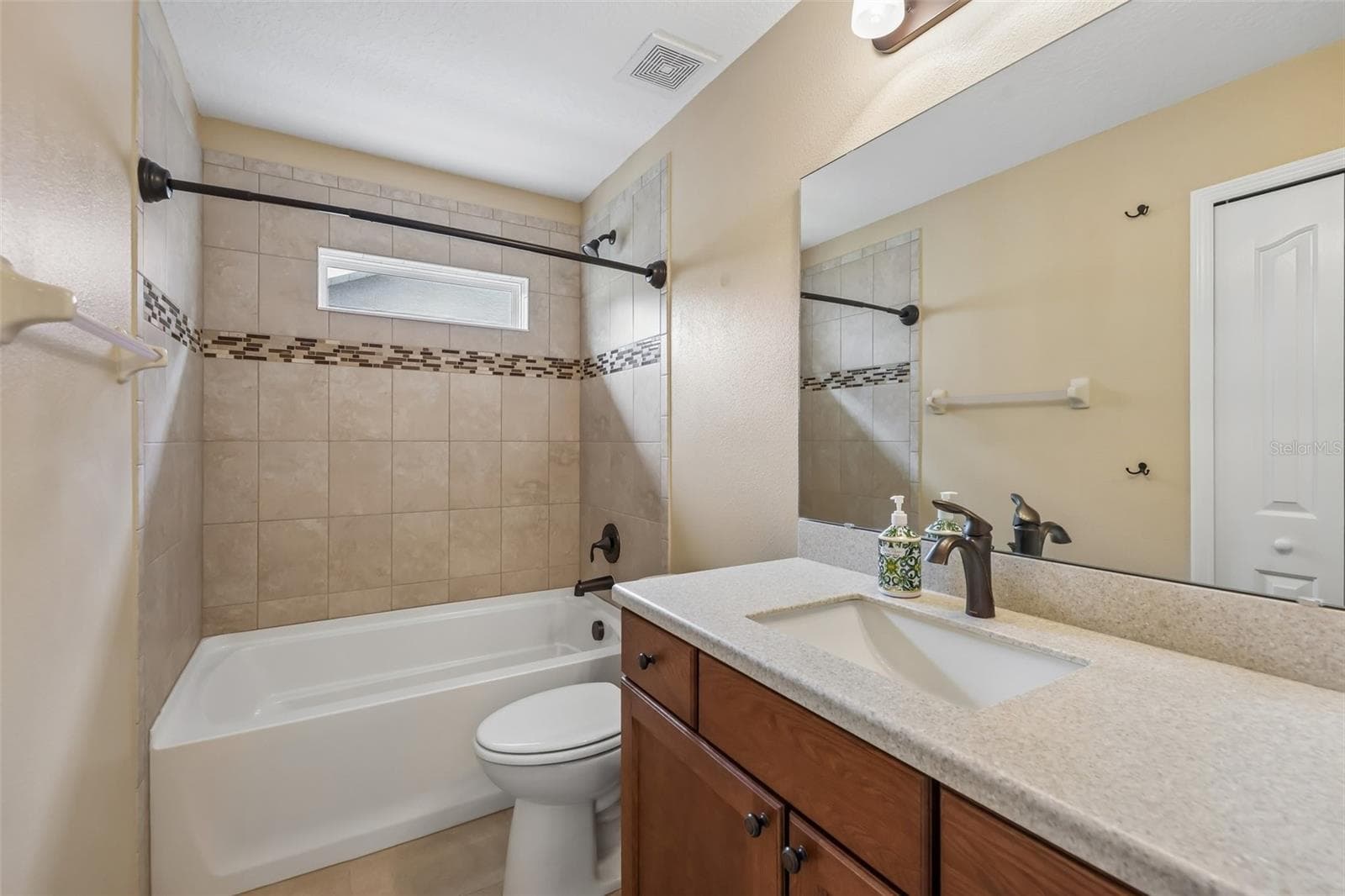 Single Family Residence at 4025 ARLINGTON RIDGE BLVD, LEESBURG, photo 24 of 46