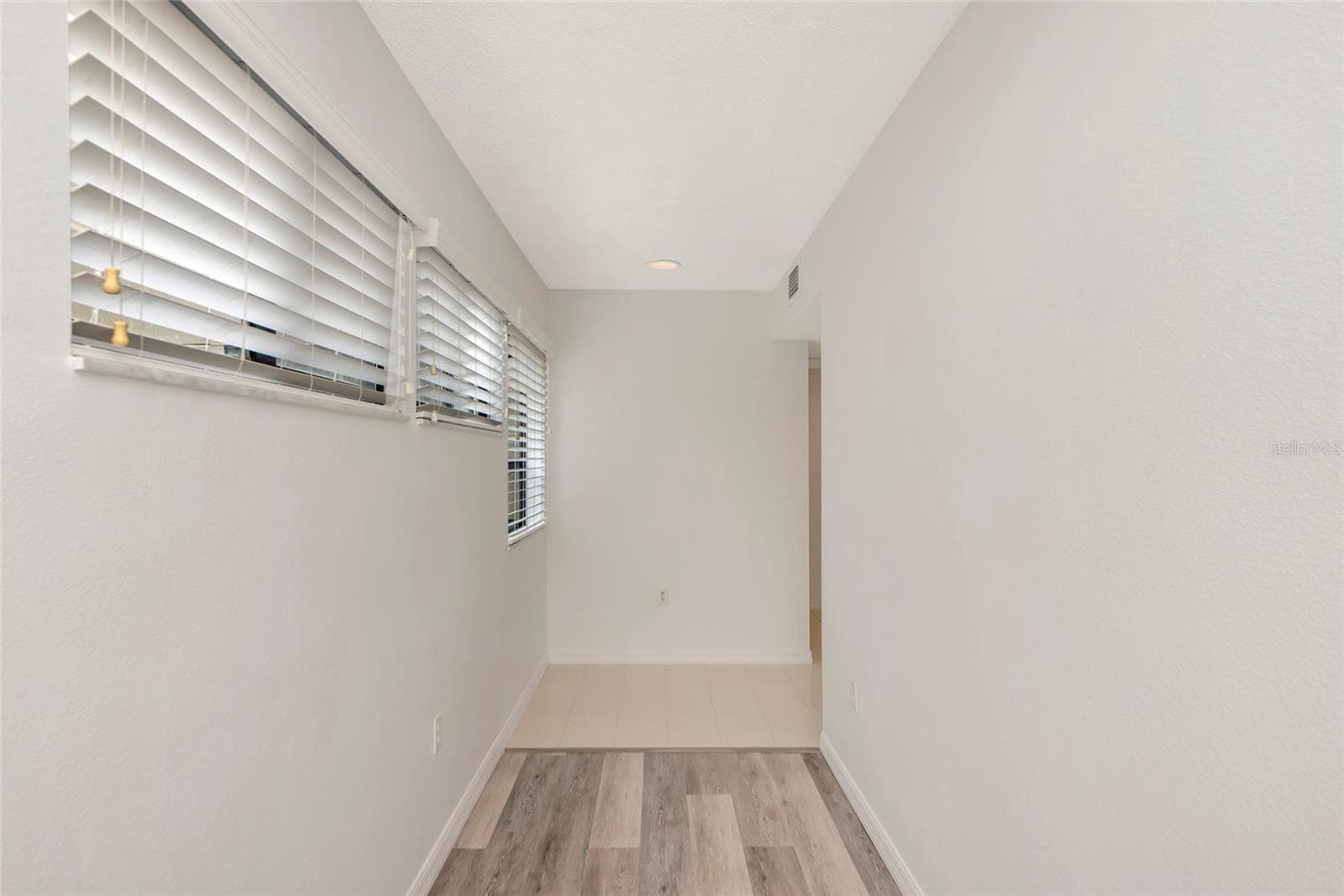 Hallway to Livingroom - 116 WOODLAND PL #116, OSPREY