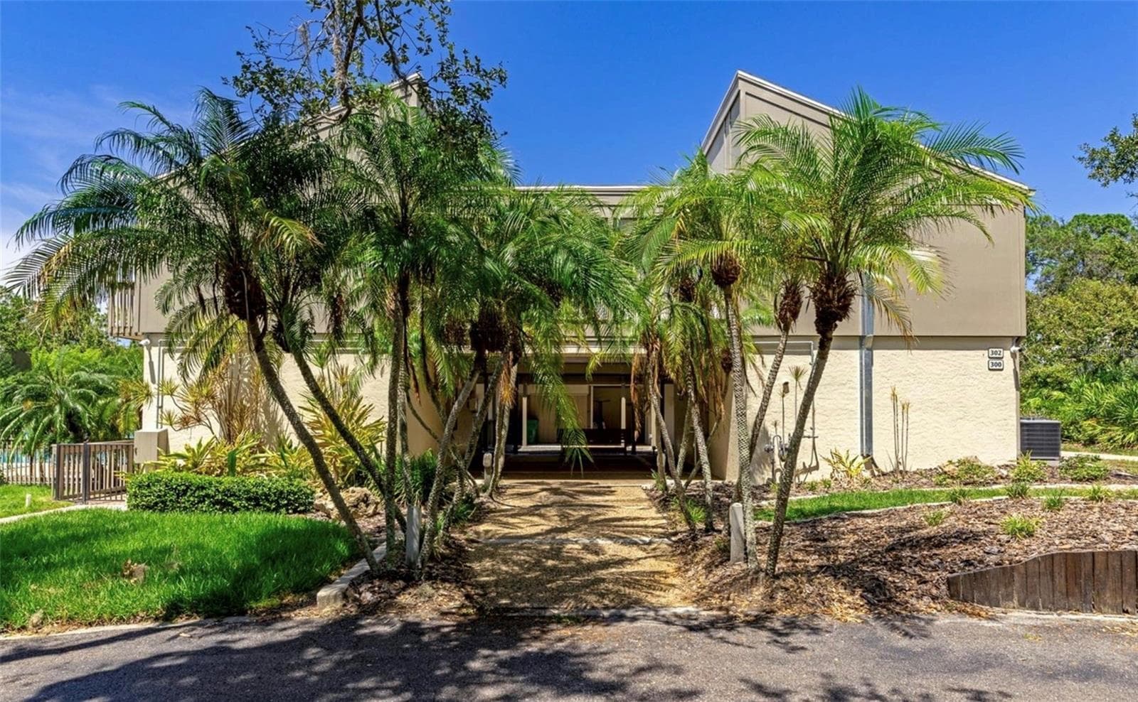 Club House - 116 WOODLAND PL #116, OSPREY