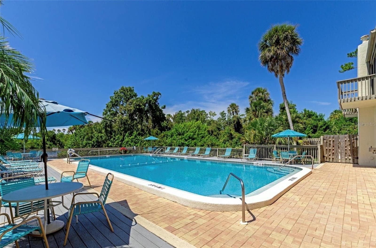 Main Pool - 116 WOODLAND PL #116, OSPREY