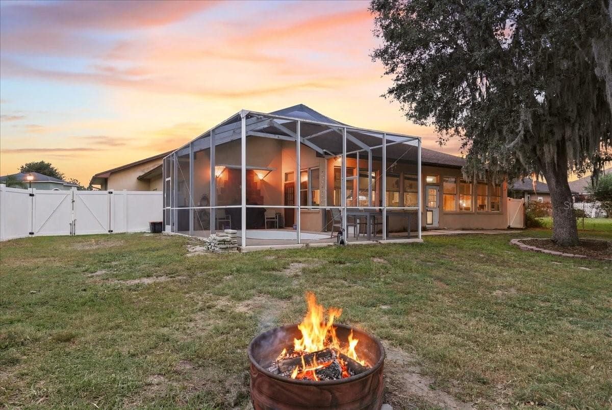 Single Family Residence at 448 LAKE HARRIS DR, LAKELAND, photo 34 of 45