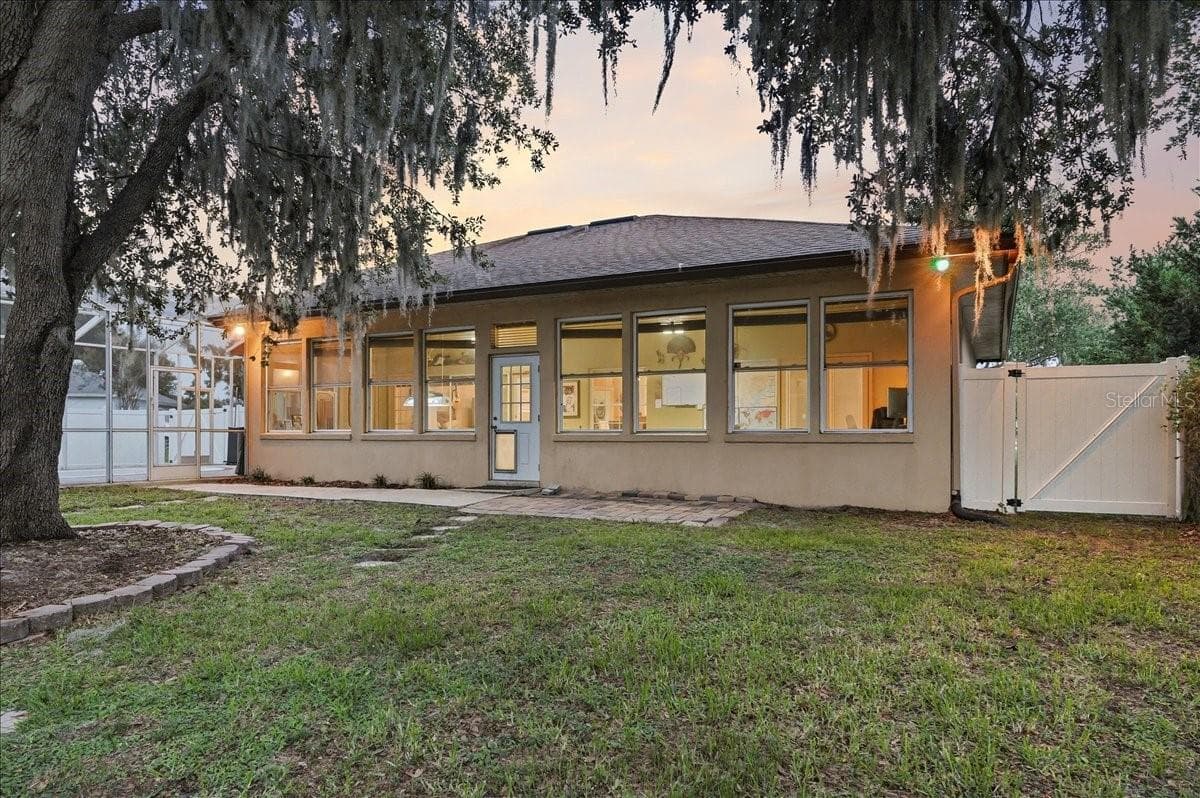 Single Family Residence at 448 LAKE HARRIS DR, LAKELAND, photo 35 of 45