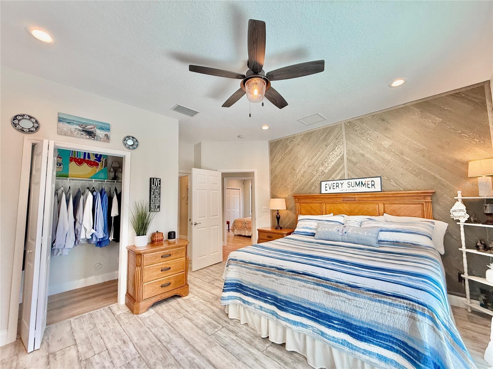 1st Floor Guest Room - 107 6TH ST N, FLAGLER BEACH