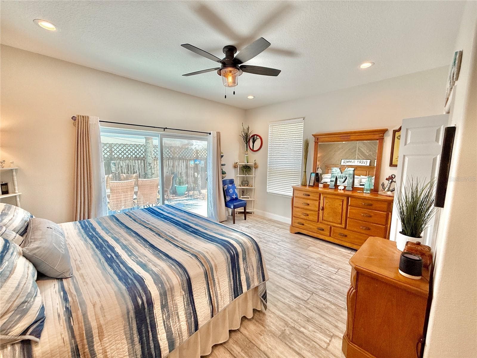 1st Floor Guest Room - 107 6TH ST N, FLAGLER BEACH