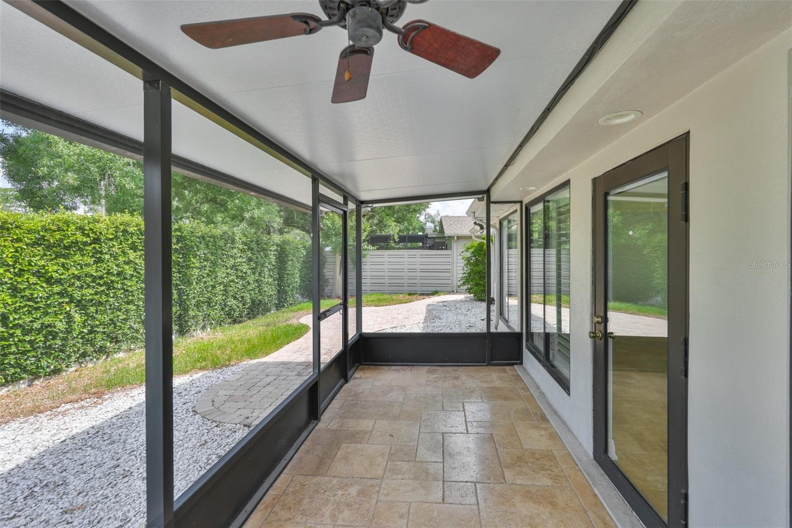 Single Family Residence at 14651 VILLAGE GLEN CIR, TAMPA, photo 45 of 59
