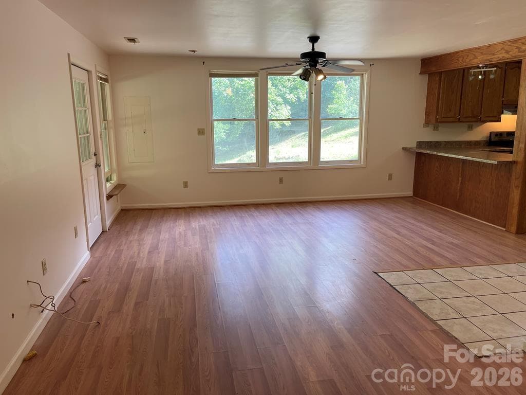 Single Family Residence at Sylva, photo 14 of 22