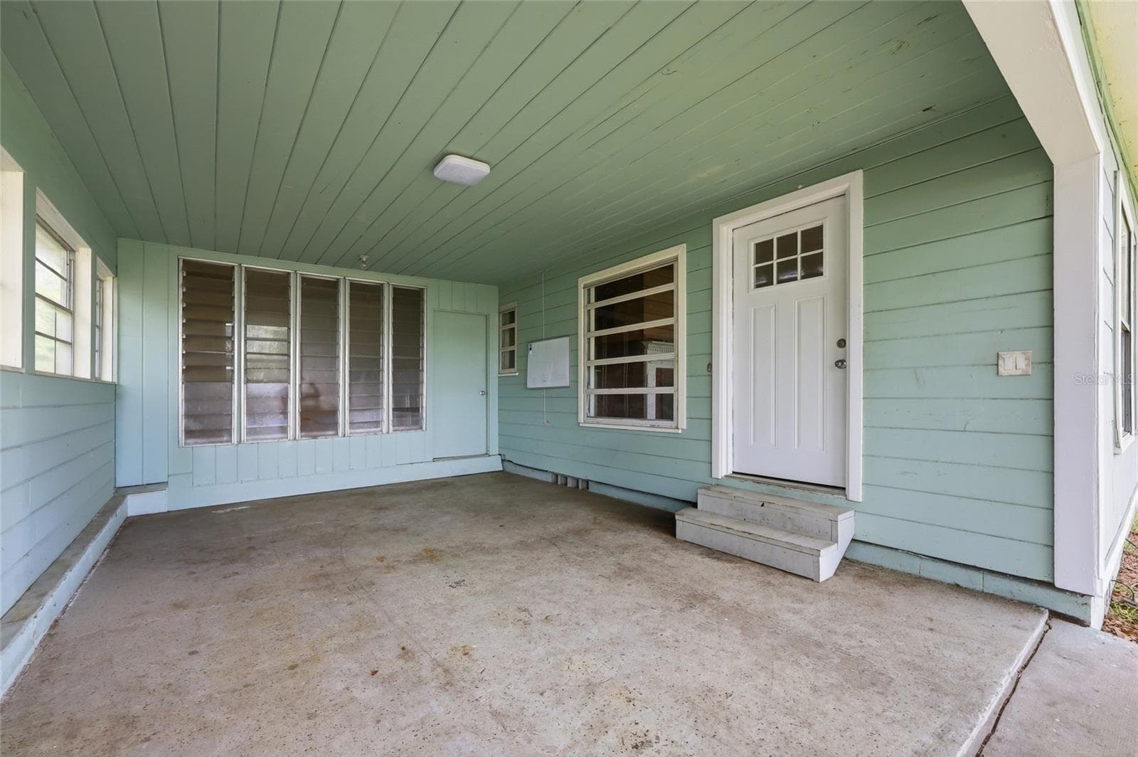 Single Family Residence at 1881 COTTONWOOD ST, ORANGE CITY, photo 3 of 26