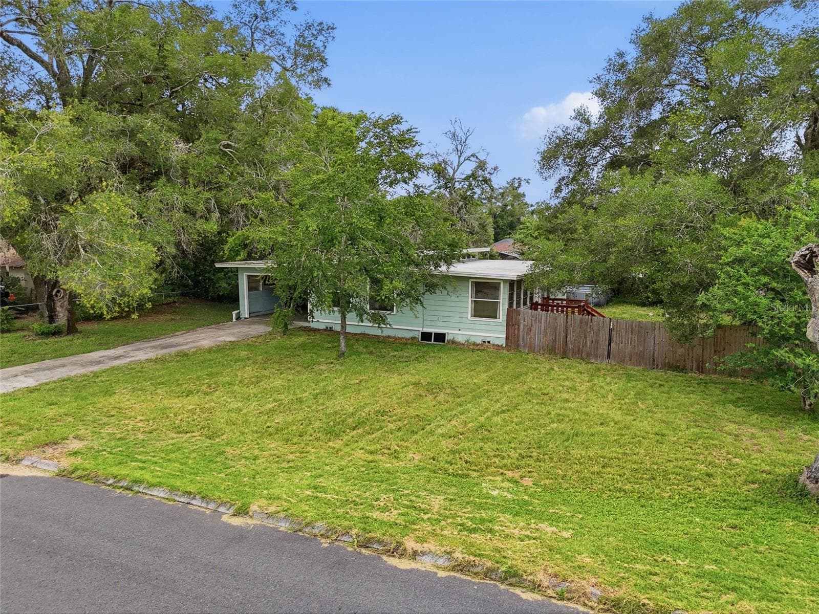 Single Family Residence at 1881 COTTONWOOD ST, ORANGE CITY, photo 16 of 26