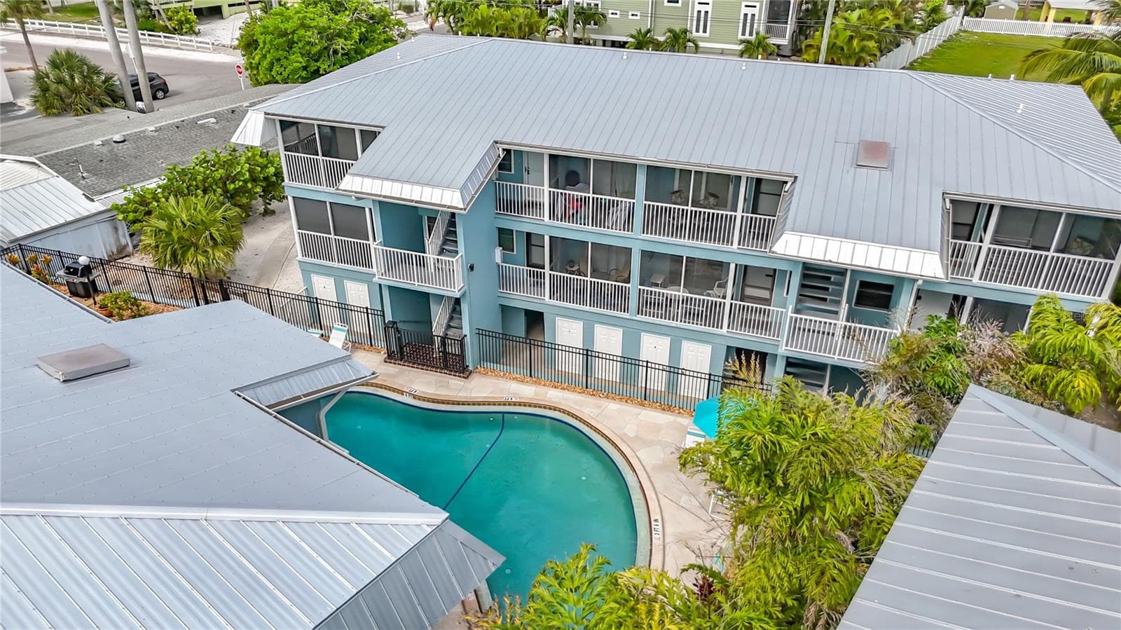 Condominium at 205 HIGHLAND AVE #3, BRADENTON BEACH, photo 29 of 43