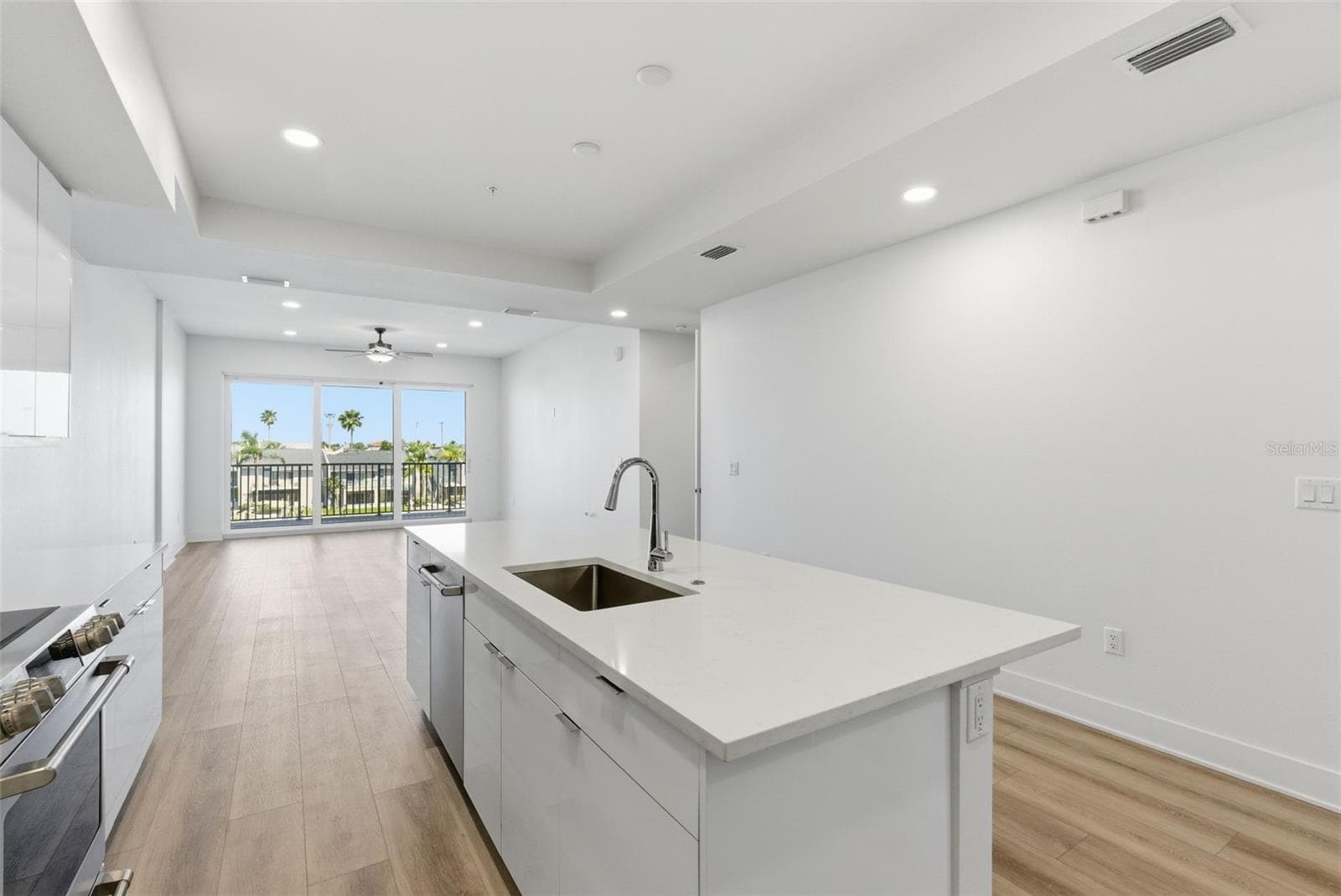 Condominium at 400 150TH AVE #305, MADEIRA BEACH, photo 14 of 71