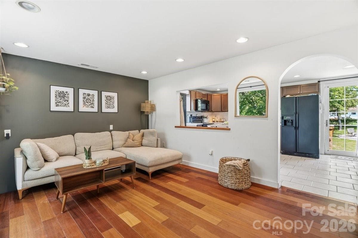 living room - Hendersonville