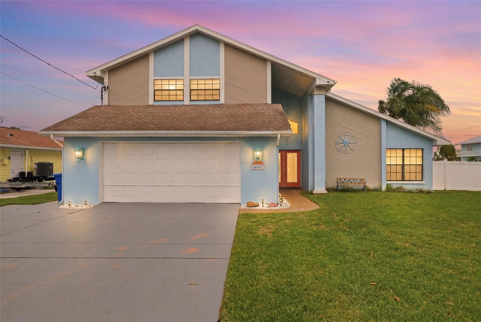 4262 PARADISE CIR