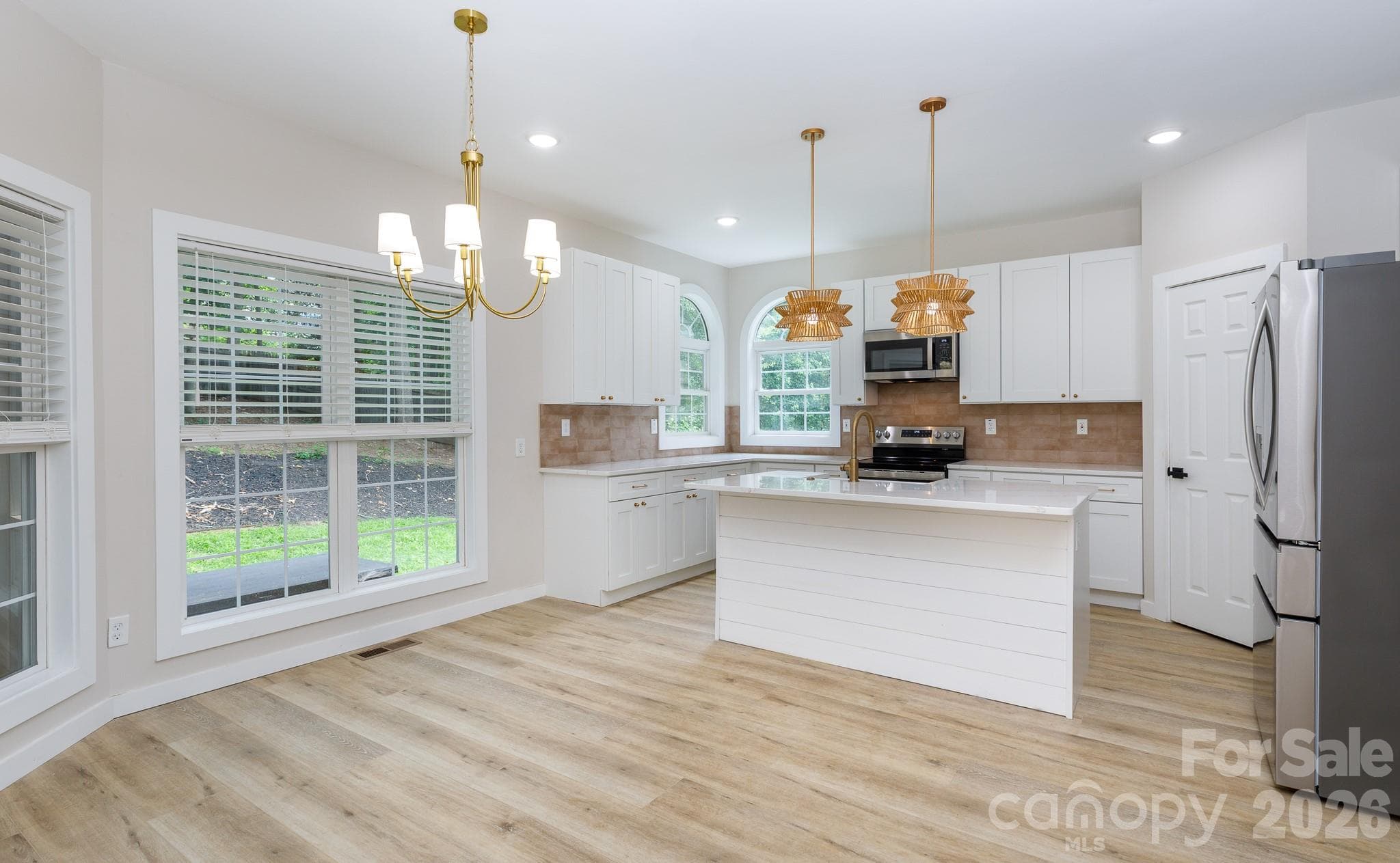 Single Family Residence at Rock Hill, photo 8 of 50