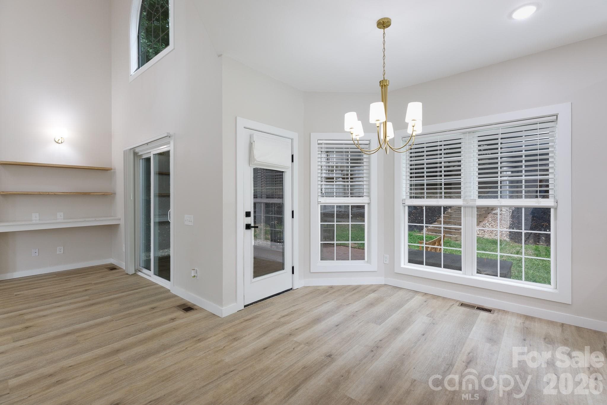 Single Family Residence at Rock Hill, photo 9 of 50