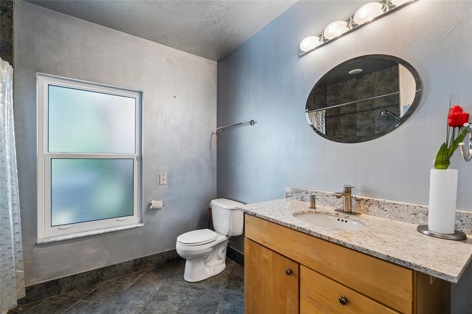 Apartment Full Bathroom - 4404 SIMMONS RD, ORLANDO