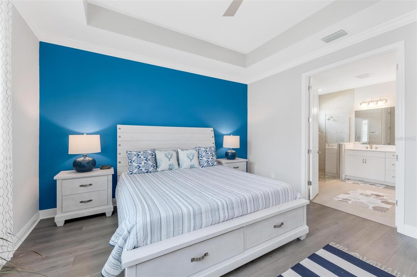 Single Family Residence at 2028 WOODLEAF HAMMOCK CT, BRADENTON, photo 15 of 38